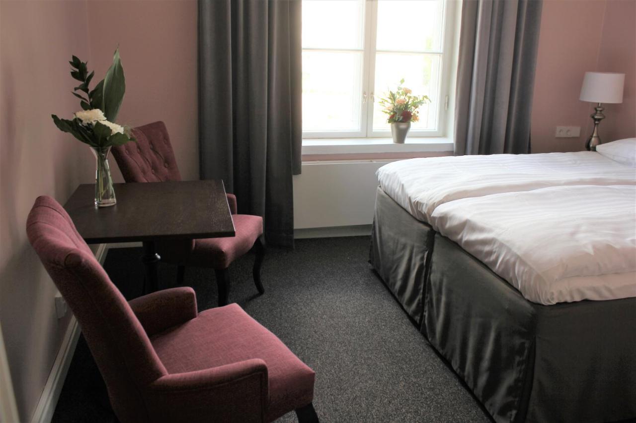 Hotelli Kartanon Meijeri Mantsala Buitenkant foto